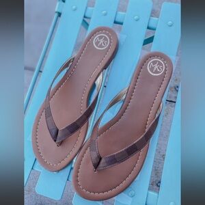 Brown checked Sandal